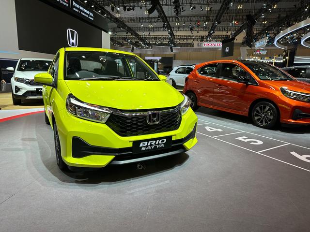 Honda Cuan Banyak di GIIAS 2024, Brio Satya dan RS Paling Laris