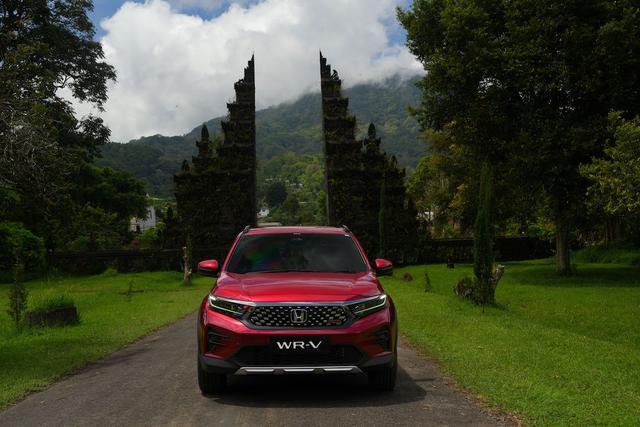 Ground Clearence Tinggi, Bikin Honda WR-V Bukan ‘Mobil Kota’ Biasa