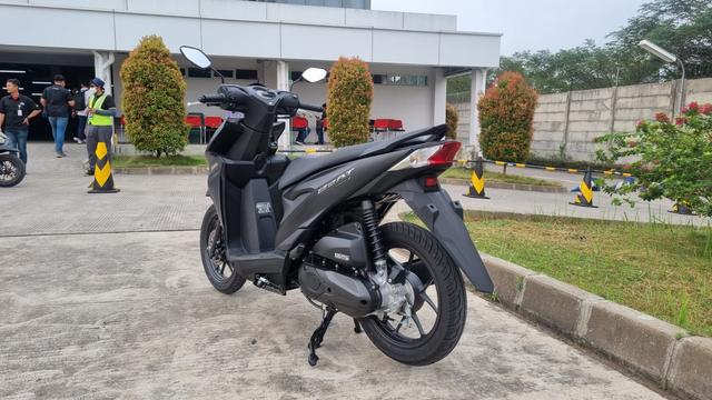 Kenapa All New Honda BeAT Gak Pakai Engkol Stater Lagi?