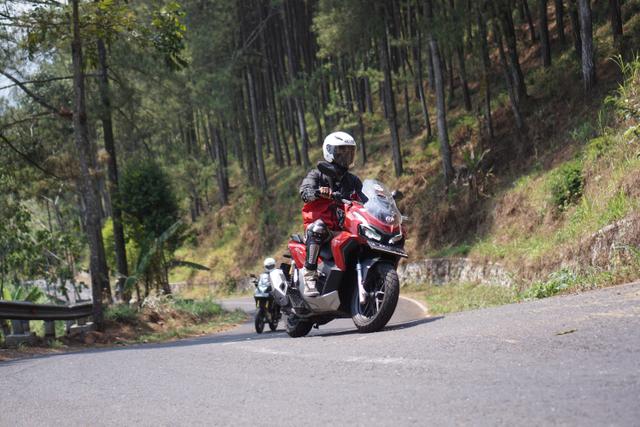 Jelajah Malang-Bromo dengan ADV 160, Manuver Stabil Libas Pegunungan