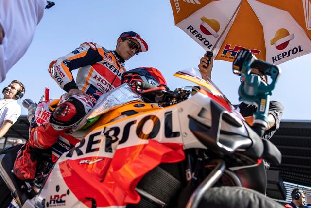 Marc Marquez Bertemu Bos Red Bull dan KTM Racing, Jadi Pindah?