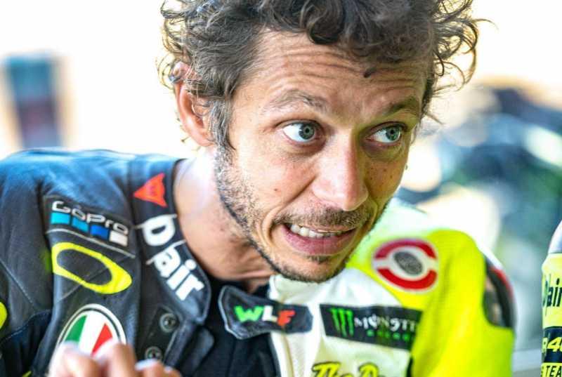 Rossi dan Marquez Berantem Lagi, Kalian Kubu Mana?