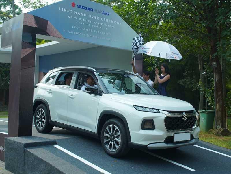 Alasan Konsumen Pilih Suzuki Grand Vitara Meski Pesaingnya Keren-Keren