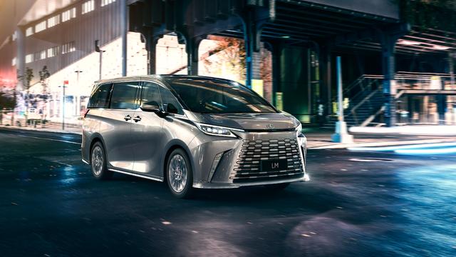 Lexus LM, Versi Mewah dari Alphard yang Sudah Mengusung Mesin Hybrid