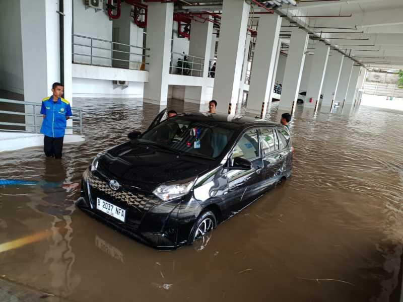 Motor Terendam Banjir? Lakukan Tips Ini Biar Gak Rusak Fatal