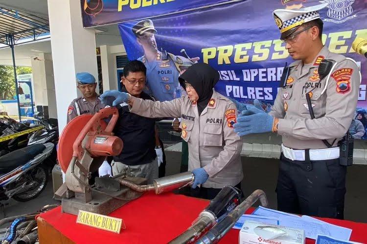 Perhatian! Motor dengan Knalpot Brong Harus Siap Disita Polisi