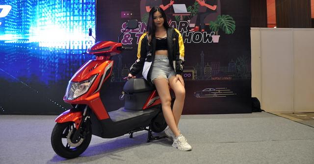 IIMS 2023: United Luncurkan Motor Listrik Seharga Rp7 Jutaan!