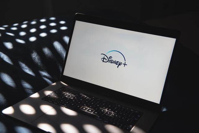 Singkirkan Netflix, Disney Jadi Raja Baru Platform Streaming