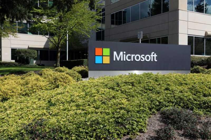 Microsoft Geser Takhta Apple Sebagai Perusahaan Termahal Sedunia