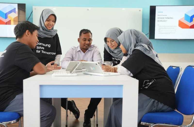 Pelatihan Design Thinking Samsung Dorong Siswa Gali Solusi Masalah Sosial 