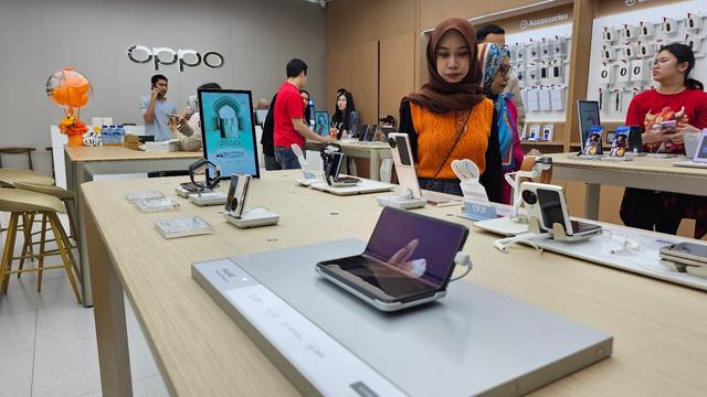 Jelang Lebaran, Oppo Experience Store Buka di Depok