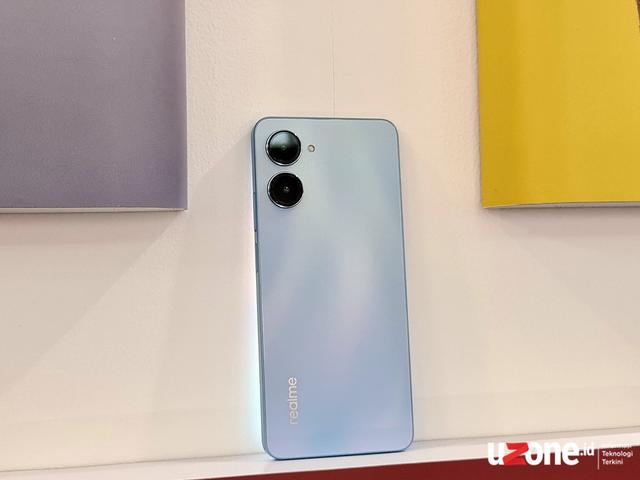 FOTO: Realme 10 Pro, Harga Rp4 Jutaan dengan Bezel Layar Ekstra Tipis