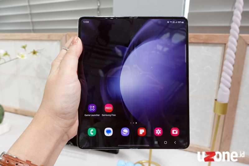 Review Samsung Galaxy Z Fold5: Eksterior Sama, Flex Hinge Jadi Pembeda