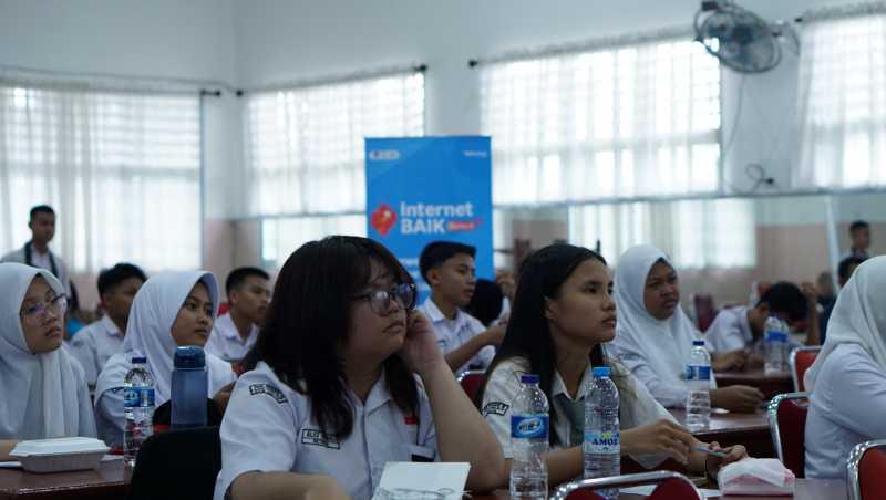 Internet BAIK Telkomsel Masuk Seri 8, Dorong Ruang Digital Makin Aman