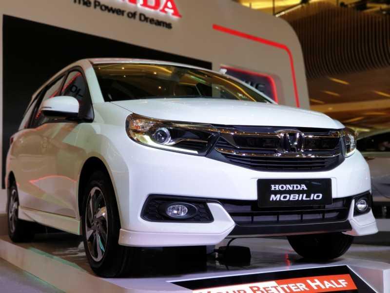 Goks! Harga Avanza dan Mobilio Tembus 1 Miliar di Singapura