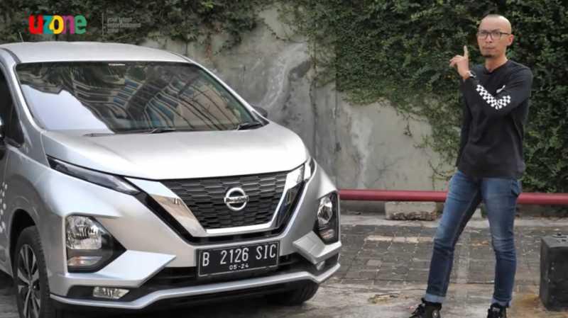 VIDEO Test Drive Review Nissan Livina, Lemot Tapi Irit?