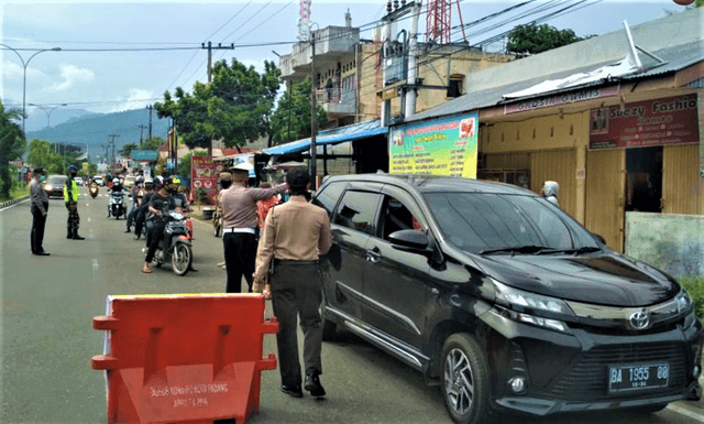 Begini Cara Polisi Tongkrongin Jalur Tikus Cegah Pemudik