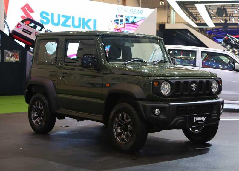 SUV Kompak Terlaris: "Mobil Ghaib" Suzuki Jimny Kalahkan Honda HR-V