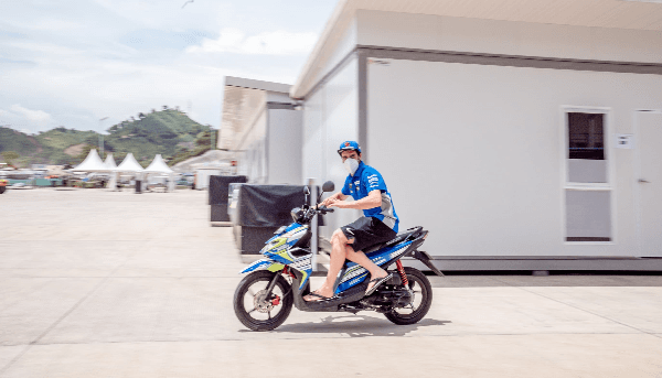 Joan Mir dan Alex Rins Tunggangi Suzuki NEX II dan NEX Crossover