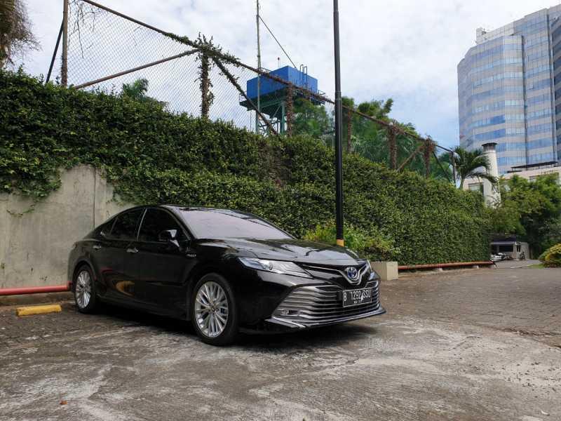 Jurus Jitu Agar Mobil Warna Hitam Bisa Kinclong Terus