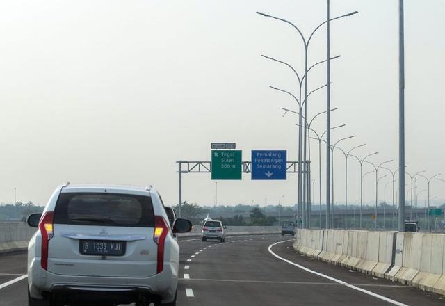 Tol Trans Jawa Akan Disambung ke Bali, Melayang di Laut?