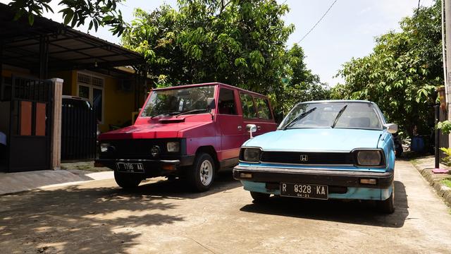 VIDEO Review Honda Civic dan Toyota Kijang Era 1980