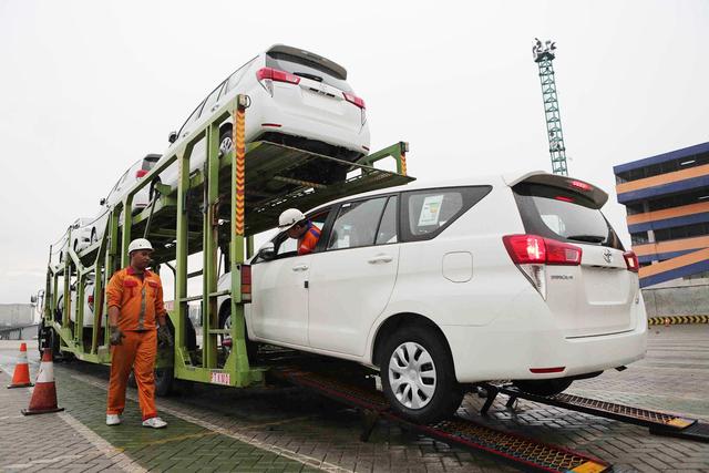 10 Merek Mobil Terlaris, Antara Toyota, Nissan dan Wuling