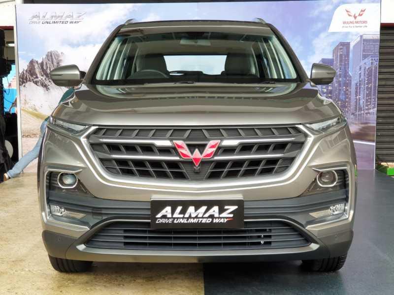 Wuling Almaz dan Honda ADV Terbaik Pilihan Jurnalis Otomotif