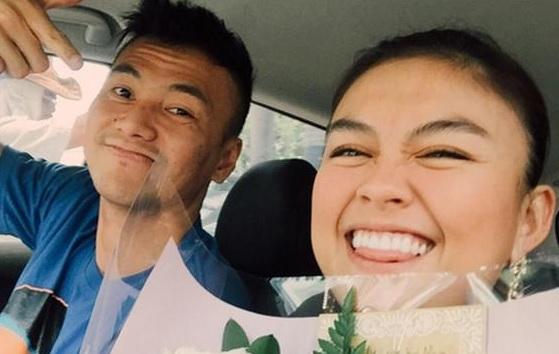 Diduga Saling Balas Posting, Agnez Mo dan Wijaya Saputra Putus Cinta?