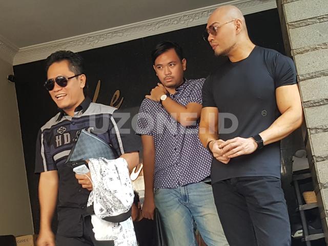 Salat Jumat Perdana, Deddy Corbuzier: Lebih <i>Deg-degan</i>  Malam Pertama