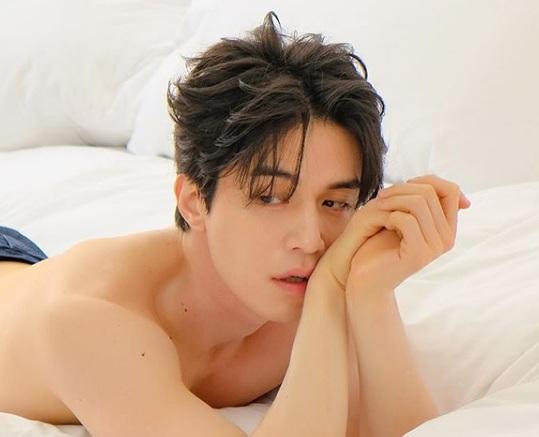 Alasan Lee Dong Wook Main di Thriller Misteri \'Strangers From Hell\'