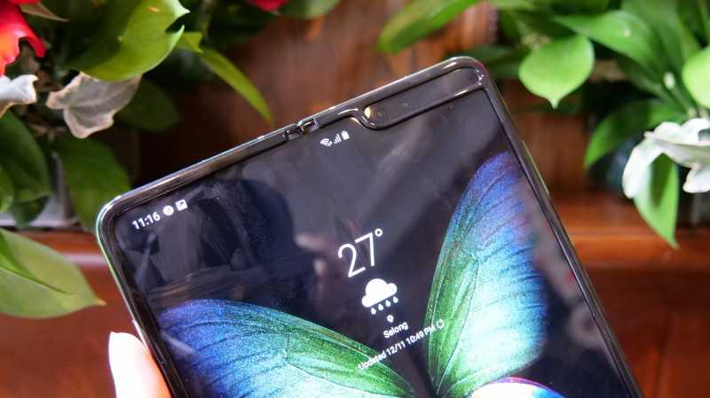 Kamera Galaxy Fold 2 Dirumorkan Mirip Galaxy S20 Plus?