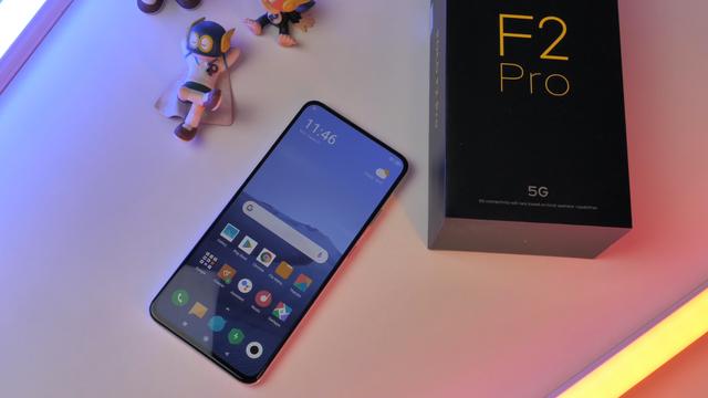 FOTO: 'Si Pembunuh Flagship' Poco F2 Pro 