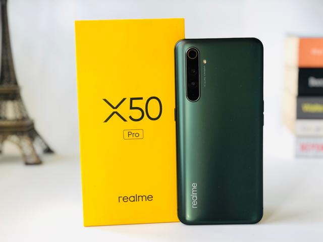 Review Realme X50 Pro 5G: Sedikit Kecewa, Banyak Sukanya