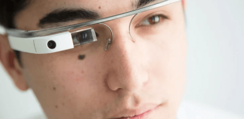 3 Alasan Paling Masuk Akal Kenapa Google Matikan Google Glass