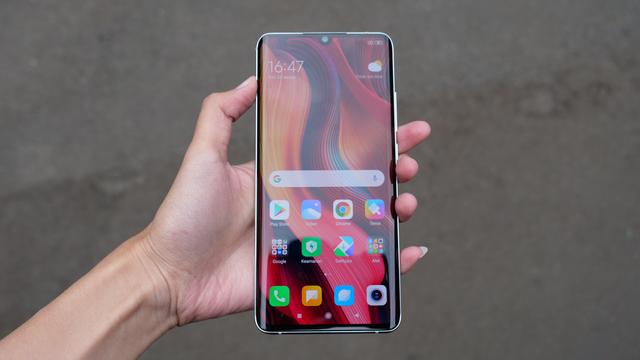 Mi Note 10 vs. Mi Note 10 Pro, Bedanya di Kata “Pro” Doang?