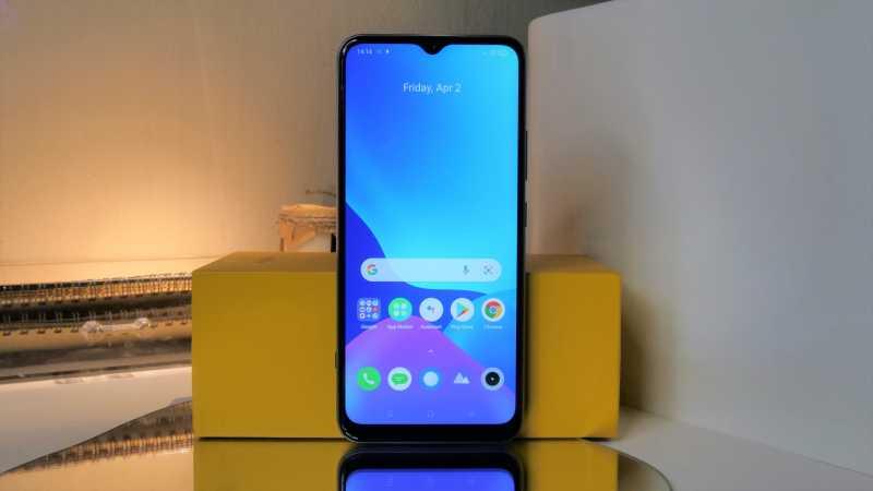 FOTO: Lihat Lebih Dekat Realme C25