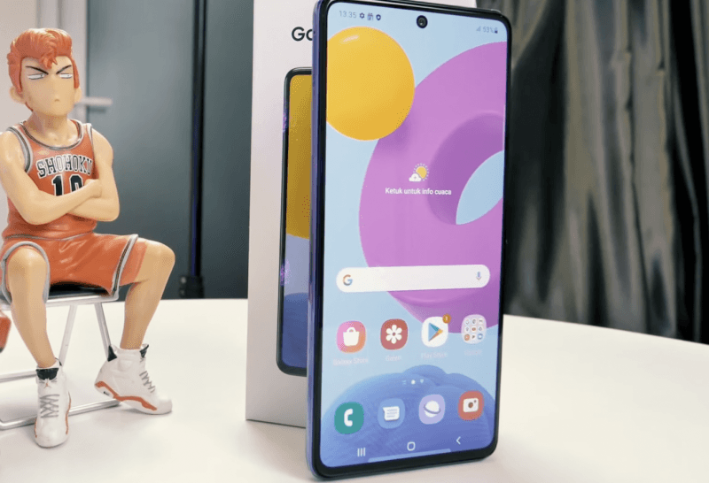 VIDEO: Review Galaxy M52 5G, Cocok untuk 3 Profesi Nih!