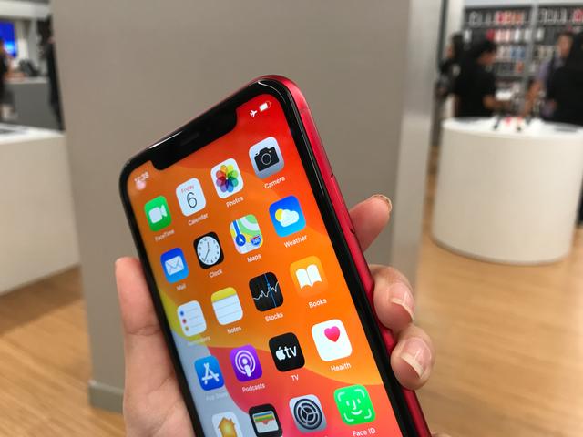 iPhone Generasi Baru Dibekali Layar Super Tipis Hemat Daya?