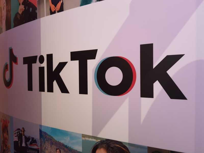 TikTok Kalahkan YouTube dalam Kategori Waktu Rata-rata Menonton