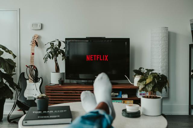 Dear Netflix, Ini Reaksi Segelintir Penggunamu yang Menolak Iklan