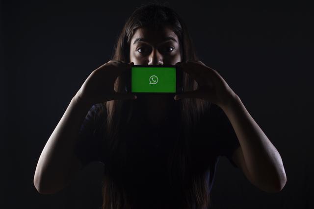 Kronologi Kasus Pembobolan WhatsApp Aktivis Ravio Patra yang Bikin Geger Netizen