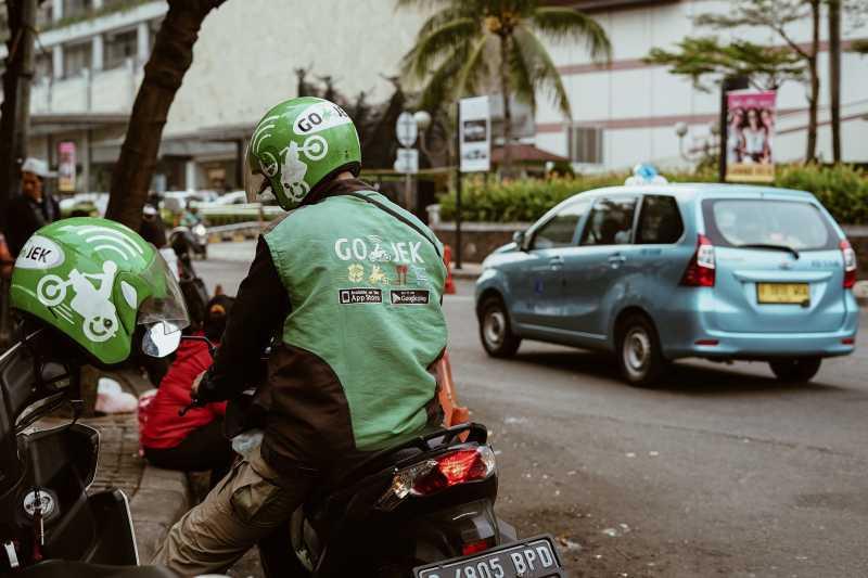 Hari Ini PSBB Ketat, Gojek & Grab Masih Boleh Angkut Penumpang