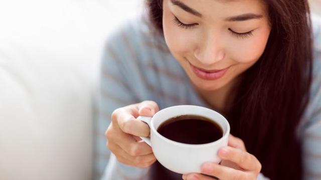 Minum 10 Cangkir Kopi Sehari, Gadis 30 Tahun Tulangnya Sudah 60 Tahun