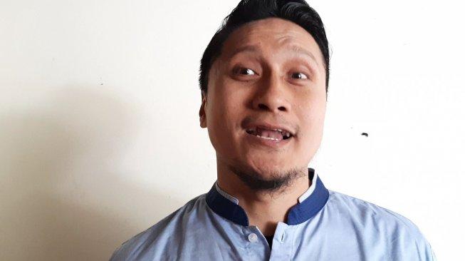 Arie Untung Santai, Namanya Dihujat dan Jadi Trending Topic