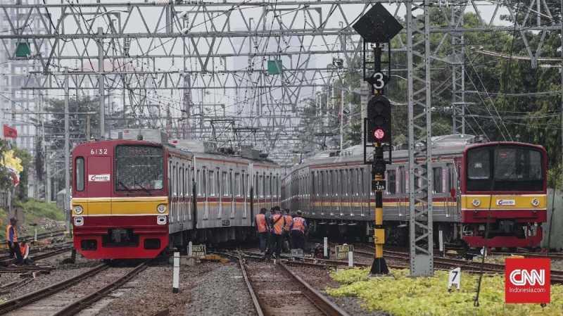 KRL Bekasi Jalan Normal, Listrik Pamulang Masih Byar Pet