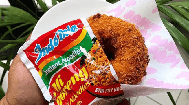 Tak Usah ke Australia, Donat Indomie Goreng Ada di Jakarta