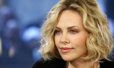 Charlize Theron Sempat Tolak Peran di Film Wonder Woman