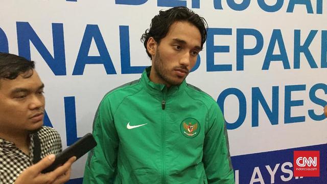 Ezra Walian: Ayah Akan Urus Negosiasi dengan West Ham