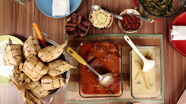 Suka Kalap Makan Saat Lebaran? Ini 4 Penawar Makanan Berkolesterol